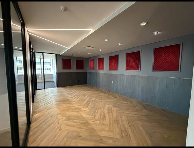 798.90M² BUILDING TO LET IN CAPE TOWN CITY CENTRE